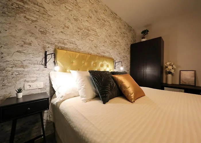 Aldo Center Apartman *