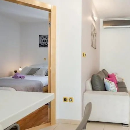 Apartment Aldo Center By Adex Travel