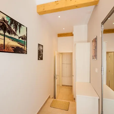 Aldo Center By Adex Travel Apartment Zadar