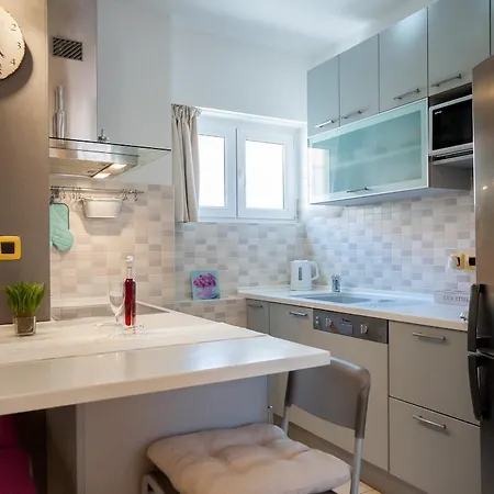 Apartment Aldo Center By Adex Travel