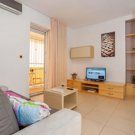 Apartment Aldo Center By Adex Travel *
